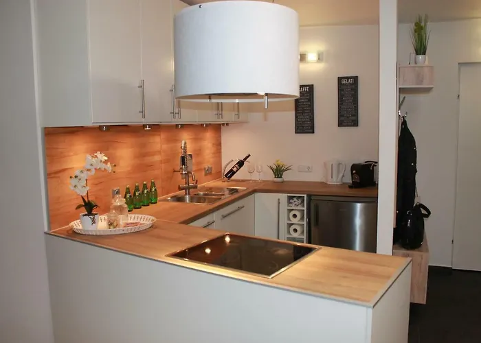 Urban-style Stadthalle Apartment